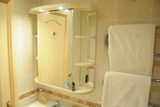 Апартаменты Zaclavskaya Central, 2 rooms apartment in centre near metro Минск Апартаменты с 1 спальней-14