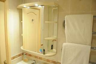 Апартаменты Zaclavskaya Central, 2 rooms apartment in centre near metro Минск Апартаменты с 1 спальней-30