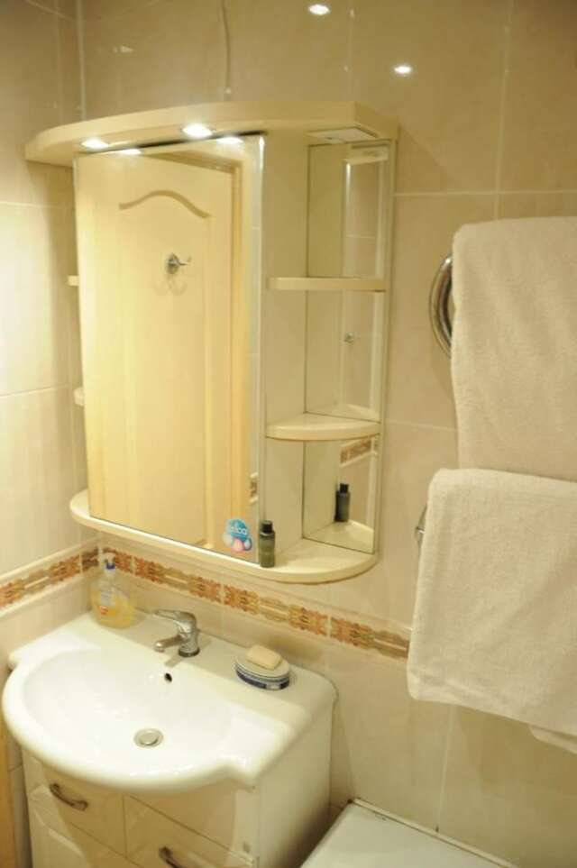 Апартаменты Zaclavskaya Central, 2 rooms apartment in centre near metro Минск-15