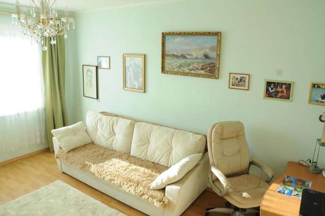 Апартаменты Zaclavskaya Central, 2 rooms apartment in centre near metro Минск-9